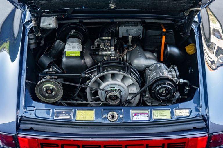 Porsche 911 Carrera 3.2