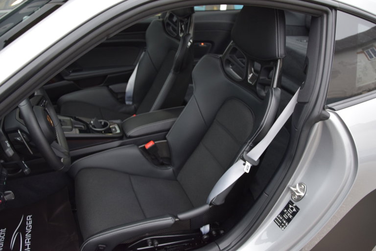 Porsche 992 GT3 Touring