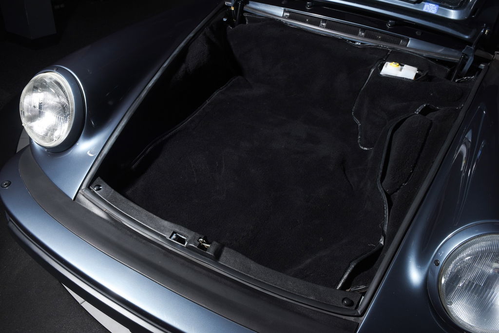 Porsche 911 Turbo 3.3 (US)