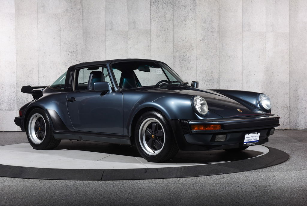 Porsche 911 Turbo 3.3 (US)