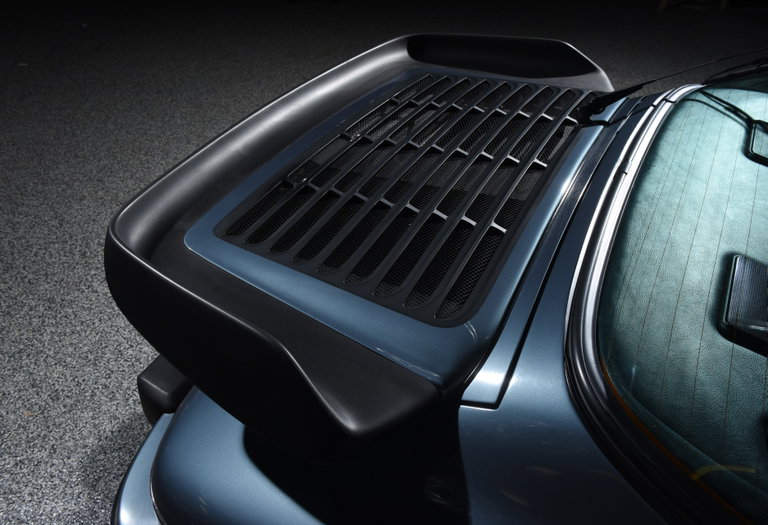 Porsche 911 Turbo 3.3 (US)