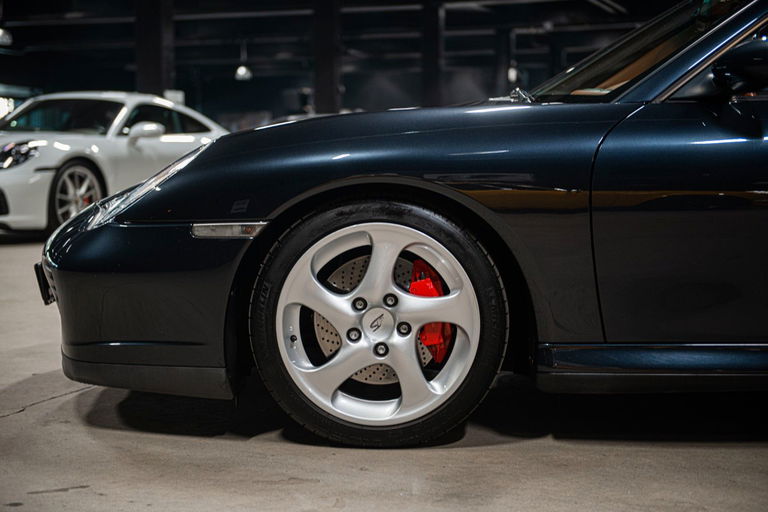 Porsche 996 Carrera 4S