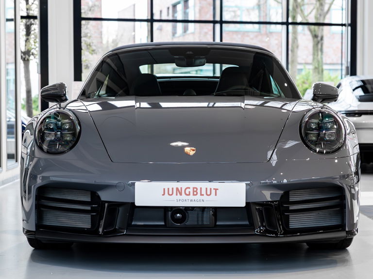 Porsche 992.2 Carrera