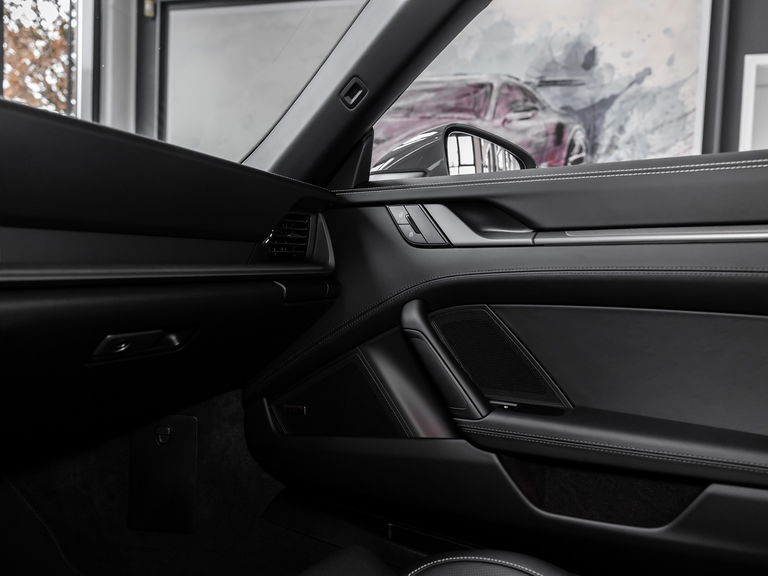 Porsche 992.2 Carrera