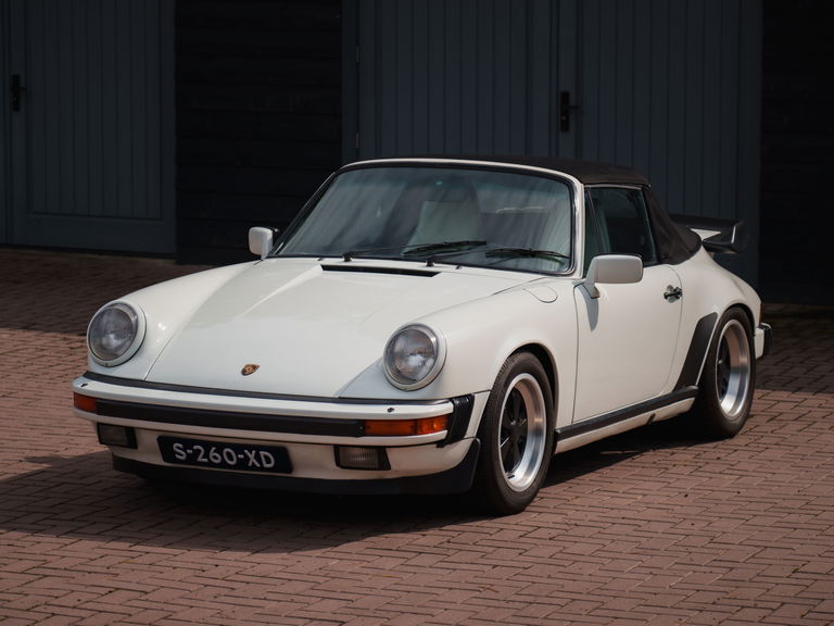 Porsche 911 Carrera 3.2