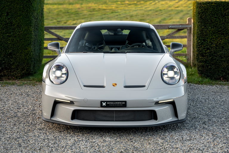 Porsche 992 GT3 Touring