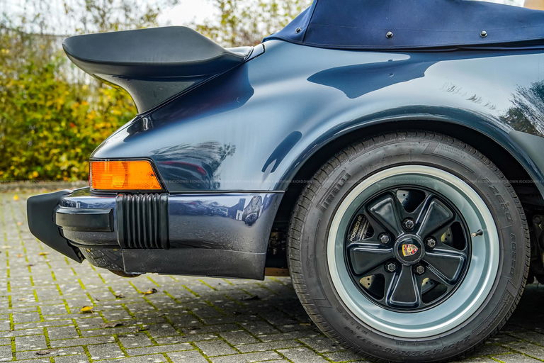 Porsche 911 Turbo 3.3