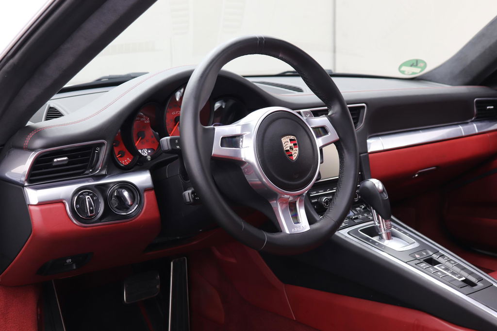 Porsche 991 Carrera 4S