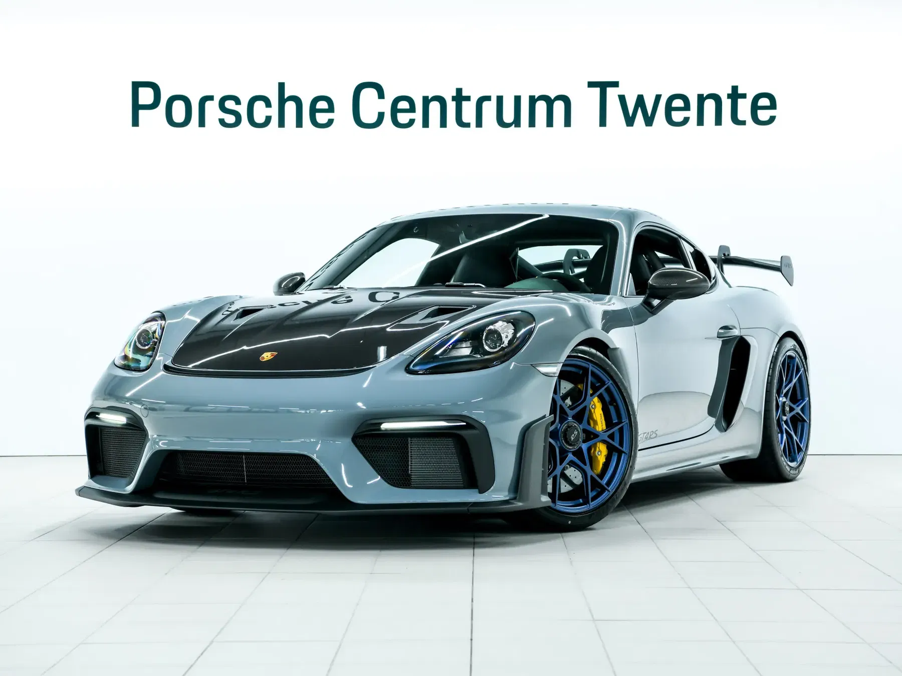 Porsche 718 Cayman GT4 RS