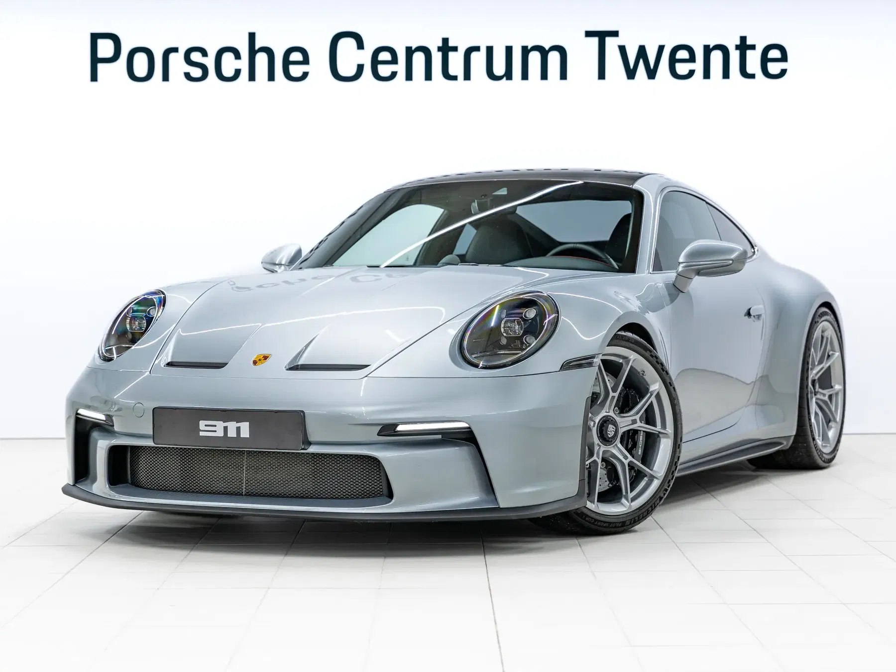 Porsche 992 GT3 Touring