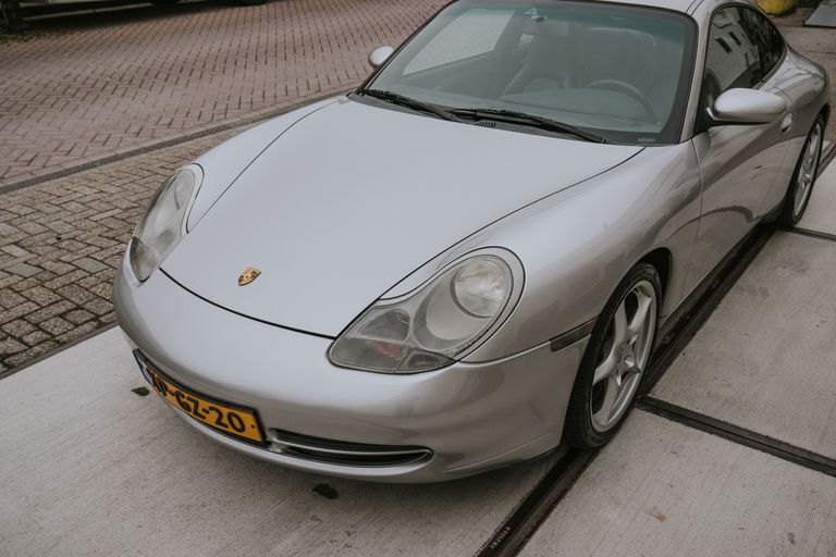 Porsche 996 Carrera