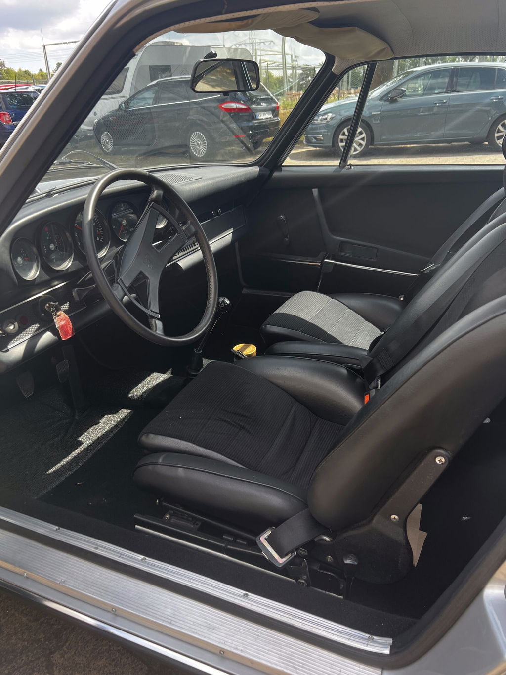 Porsche 911 S (F-Modell)