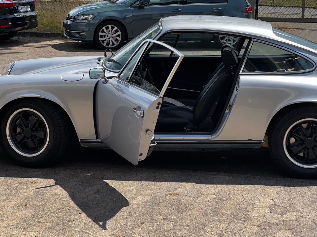 Porsche 911 S (F-Modell)