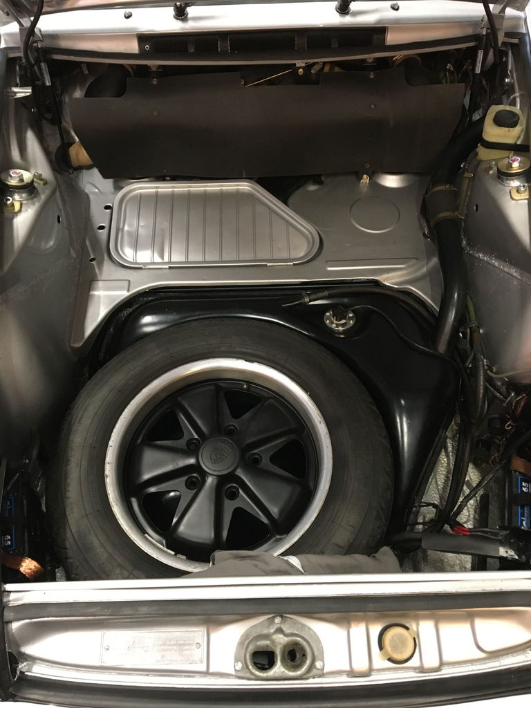 Porsche 911 S (F-Modell)