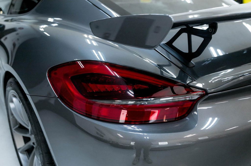 Porsche 981 Cayman GT4