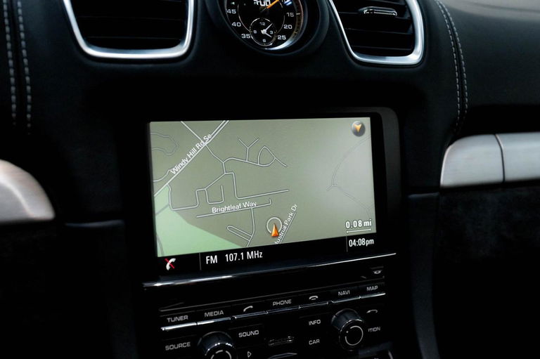 Porsche 981 Cayman GT4