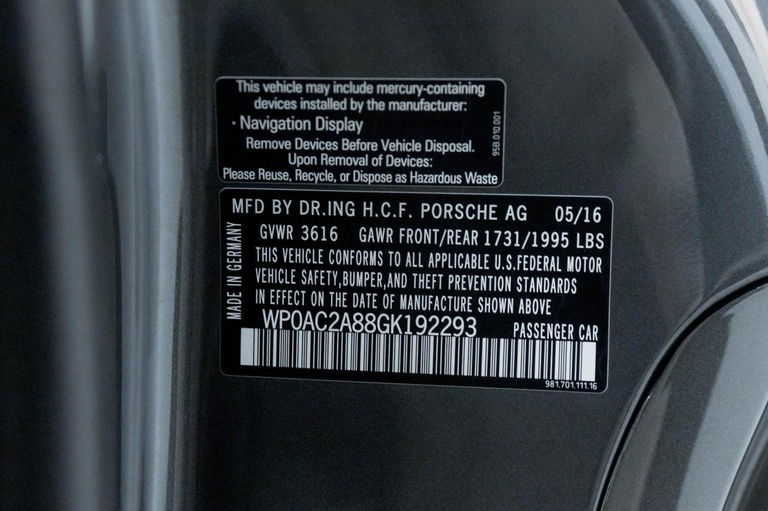 Porsche 981 Cayman GT4