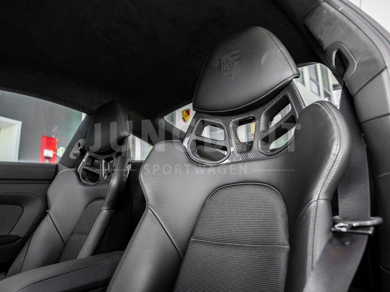 Porsche 992 GT3 Touring