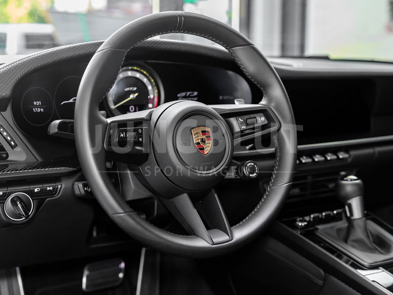 Porsche 992 GT3 Touring