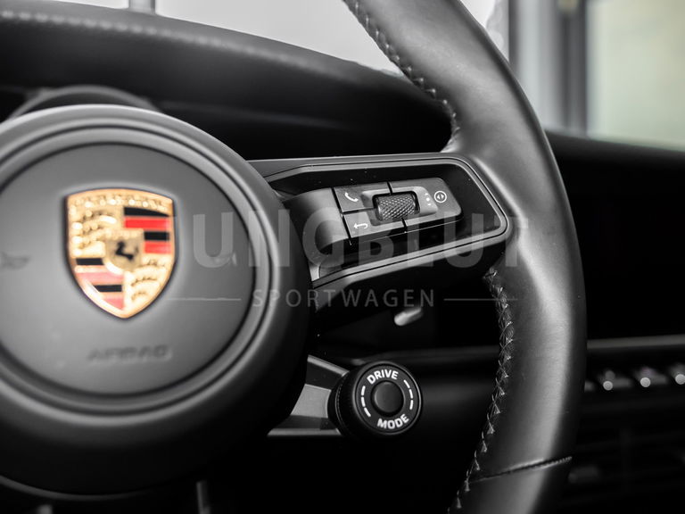 Porsche 992 GT3 Touring