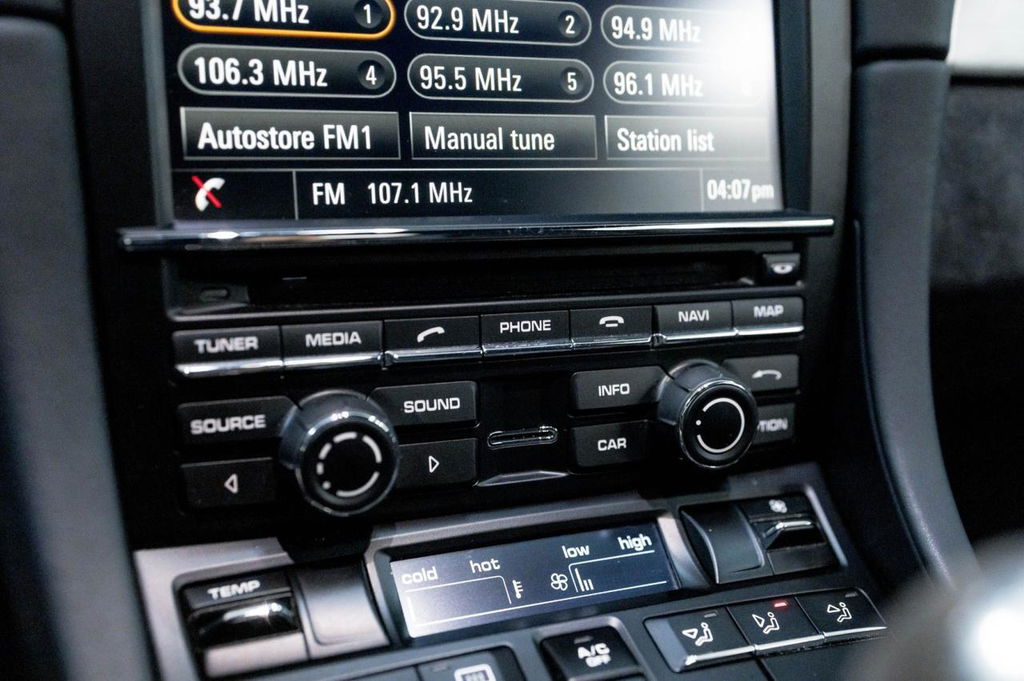 Porsche 981 Cayman GT4