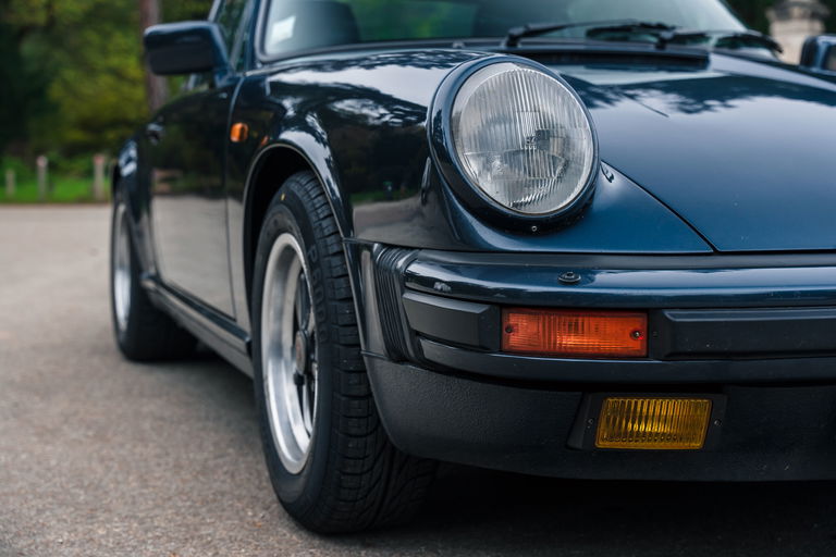 Porsche 911 Carrera 3.2