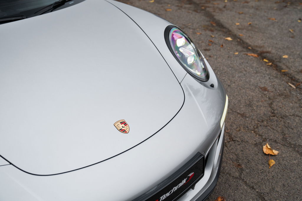 Porsche 991.2 Carrera GTS