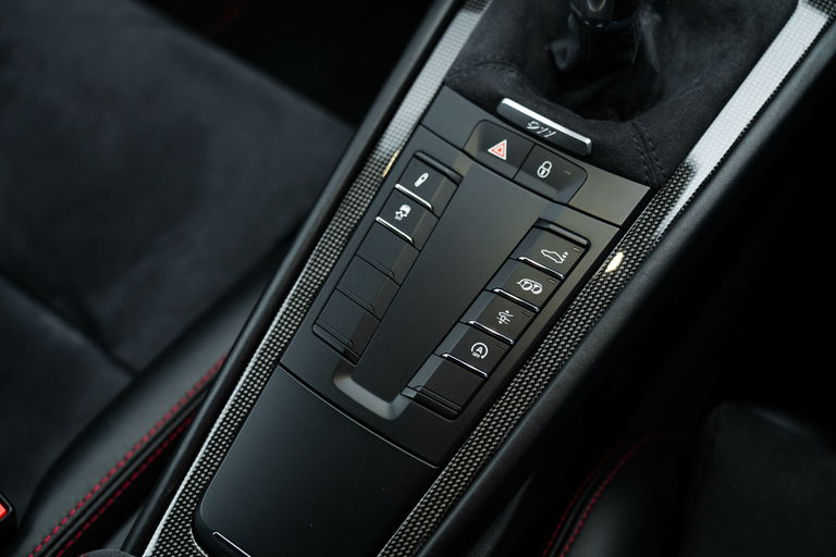 Porsche 991.2 Carrera GTS