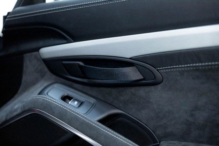 Porsche 981 Cayman GT4