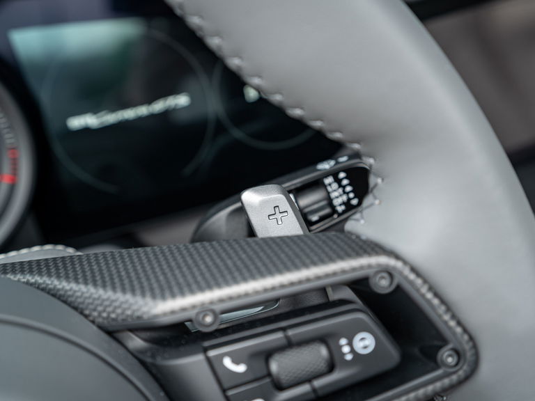 Porsche 992 Carrera GTS