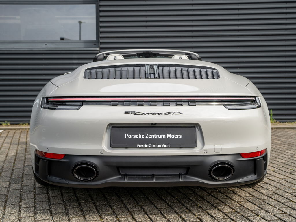 Porsche 992 Carrera GTS