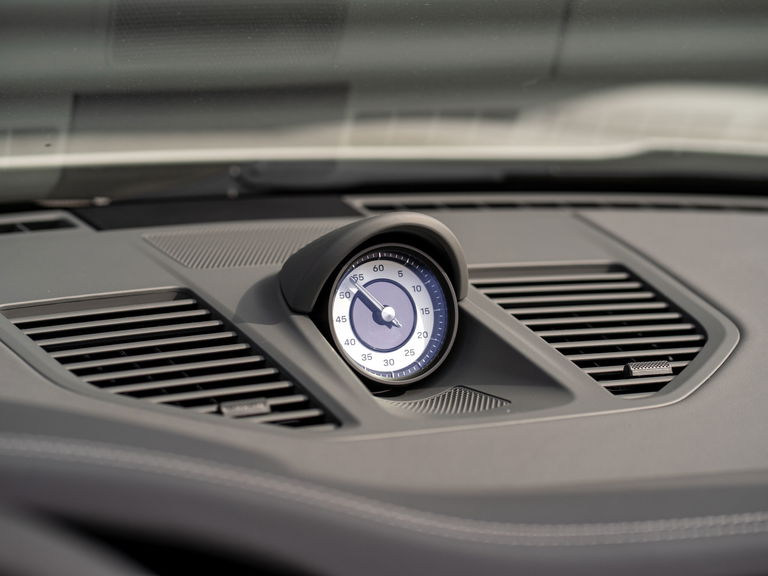 Porsche 992 Carrera GTS