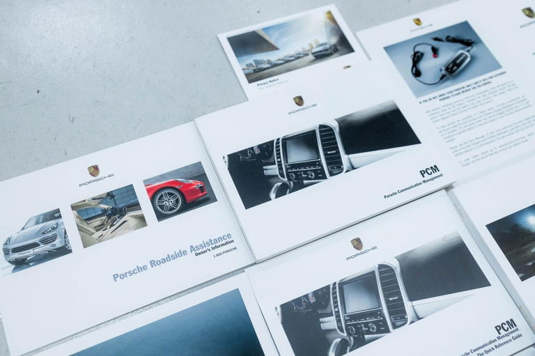 Porsche 981 Cayman GT4