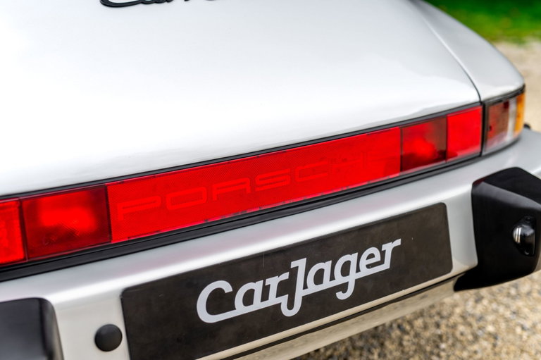 Porsche 911 Carrera 3.2