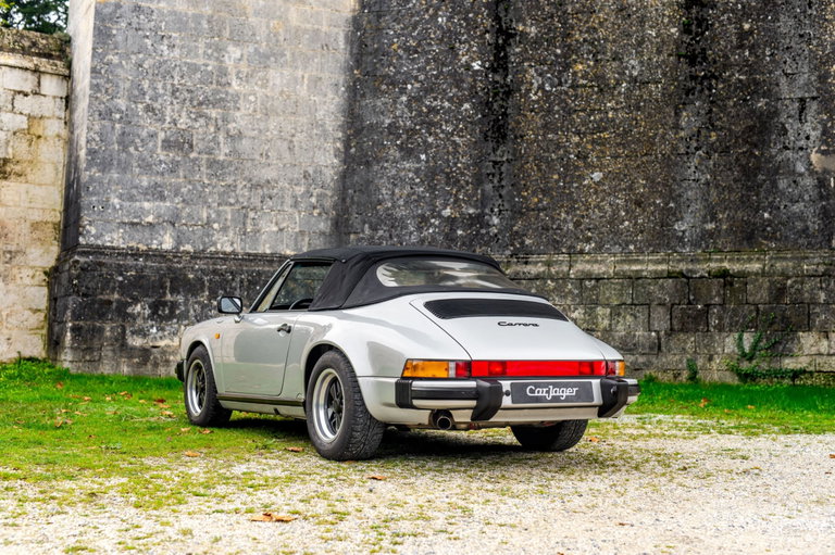Porsche 911 Carrera 3.2
