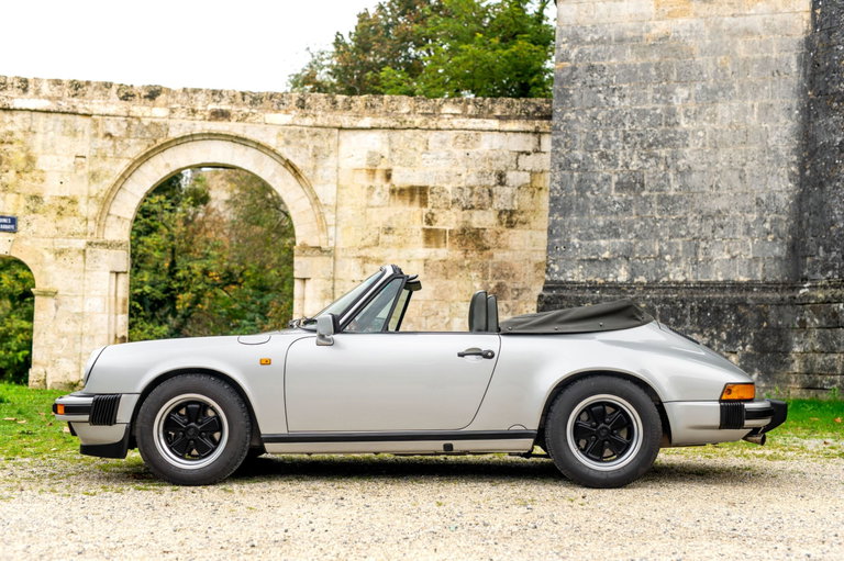 Porsche 911 Carrera 3.2