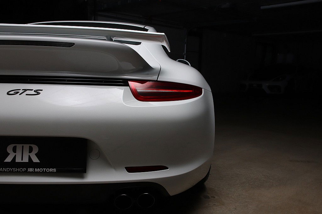Porsche 991 Carrera GTS
