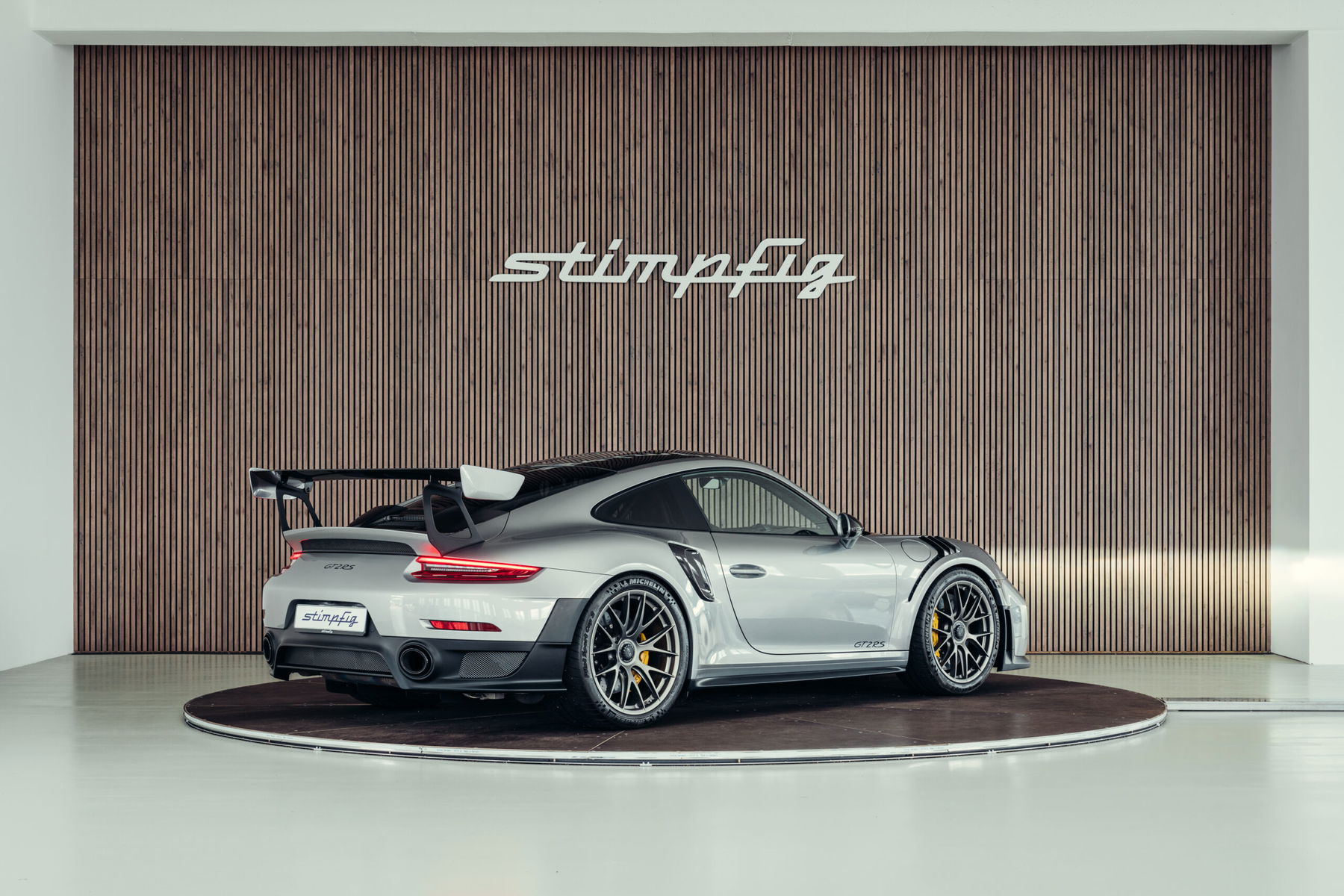 【ソウエイカタログ】911 GT2 RS Porsche 991 GT2 RS 2018 - elferspot.com - Marketplace for