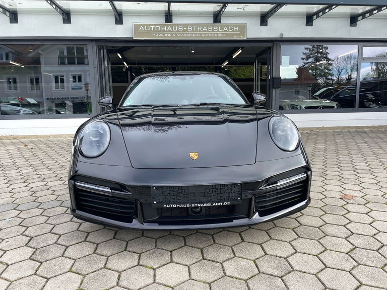 Porsche 992 Turbo