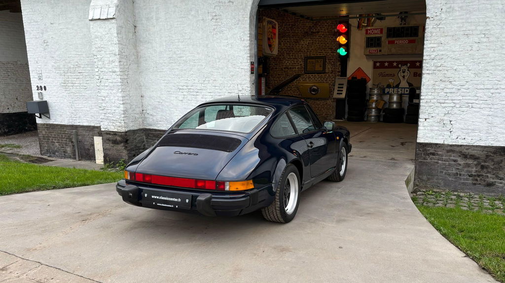 Porsche 911 Carrera 3.2
