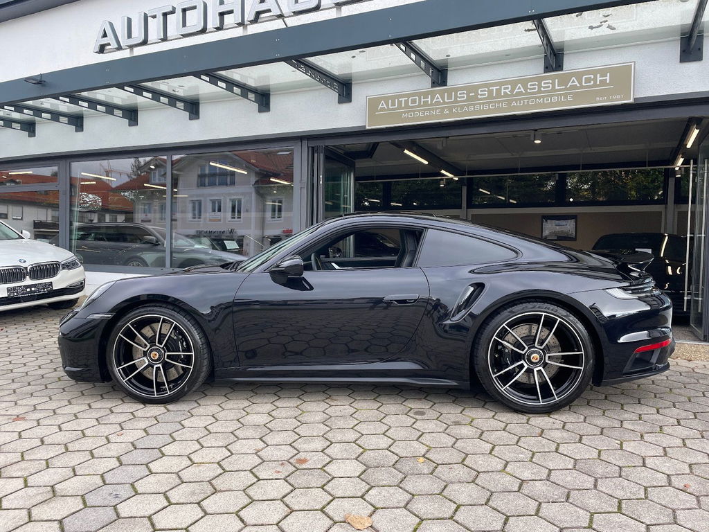 Porsche 992 Turbo