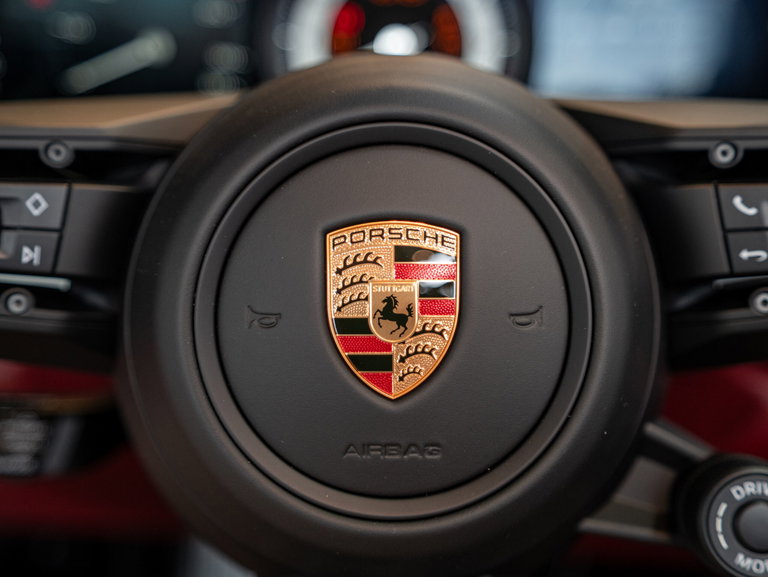 Porsche 992 Carrera 4S