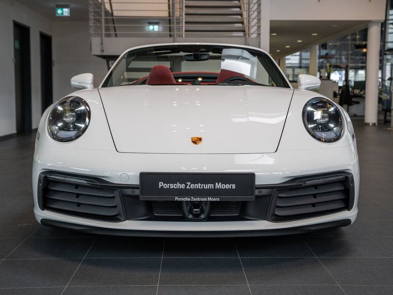 Porsche 992 Carrera 4S