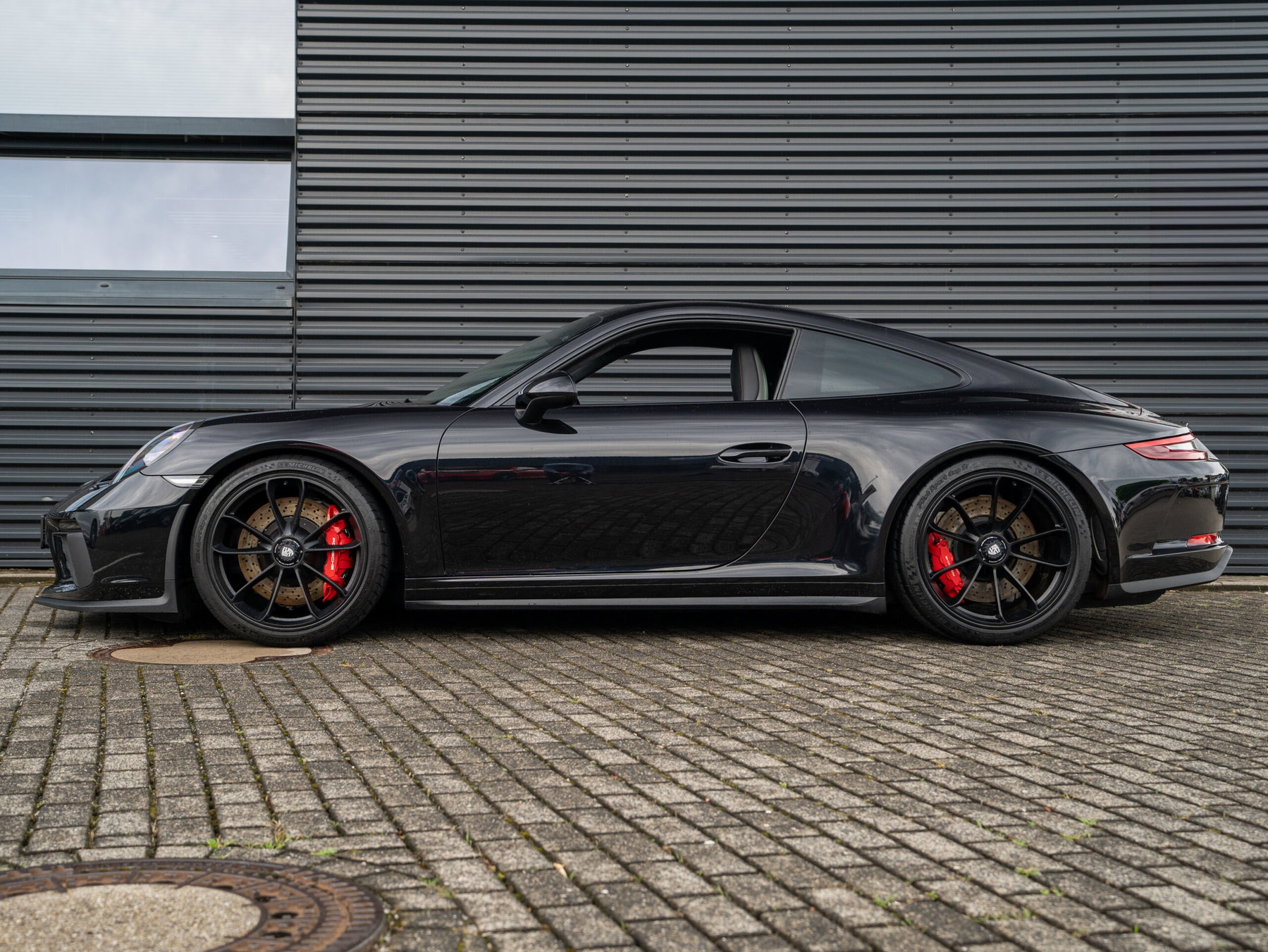 Porsche 991.2 GT3 Touring 2018 - elferspot.com - Marketplace for
