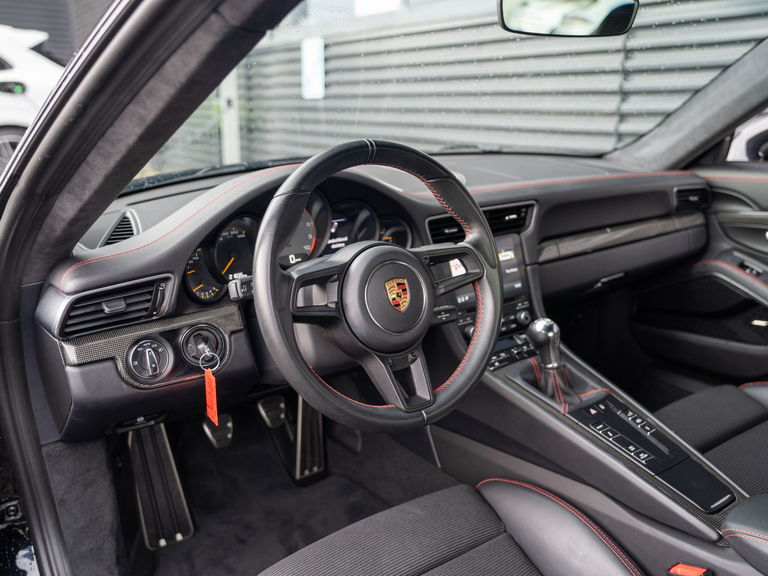 Porsche 991 GT3 Touring