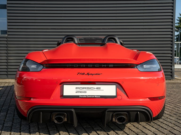Porsche 718 Spyder
