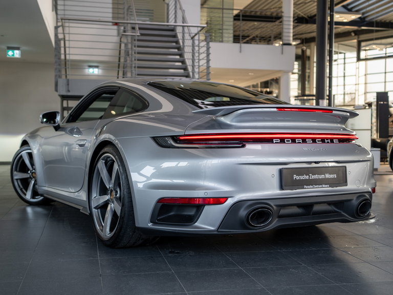 Porsche 992 Turbo