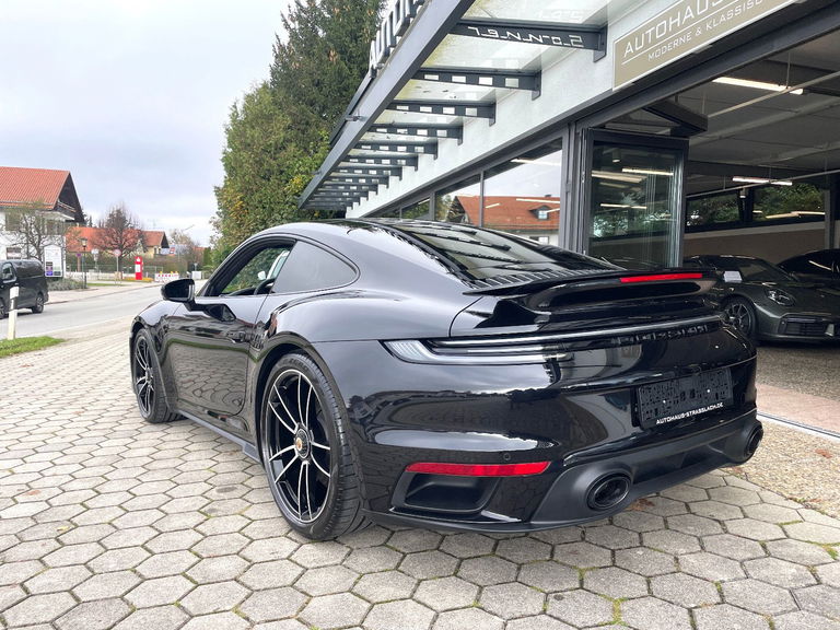 Porsche 992 Turbo