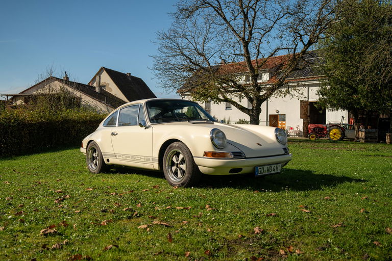 Porsche 911 T