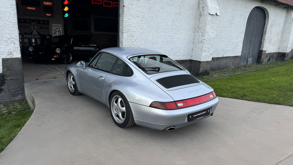 Porsche 993 Carrera 4